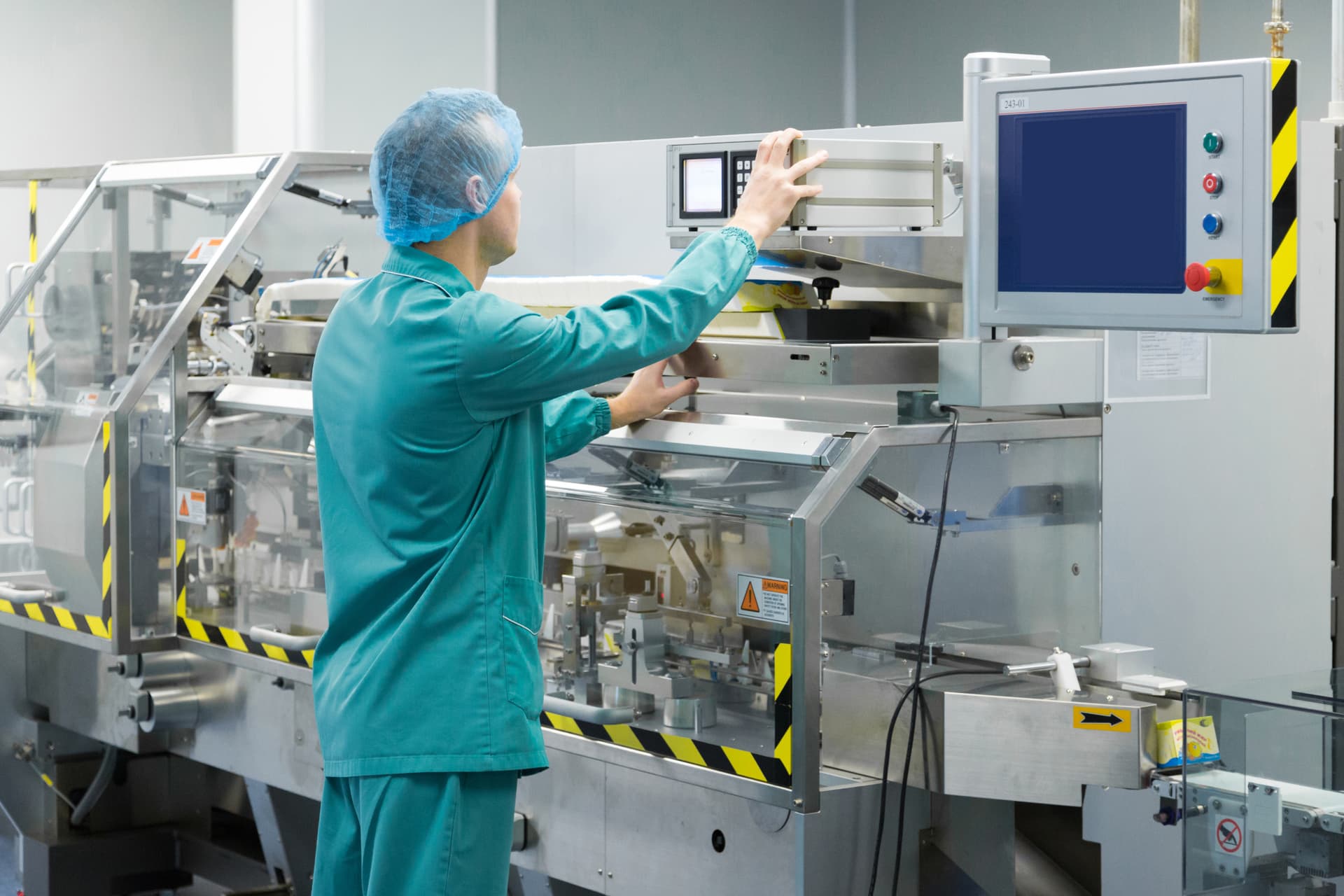Supplement manufacturing laboratory
